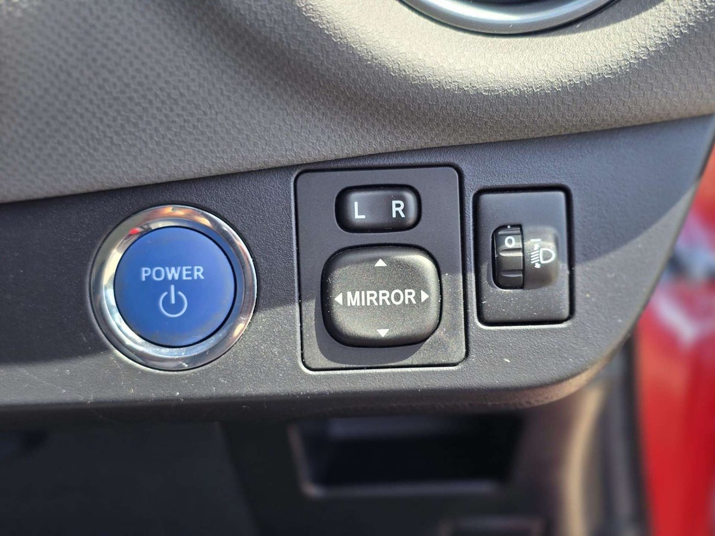 2015 Toyota Yaris 1.5 - Image 23