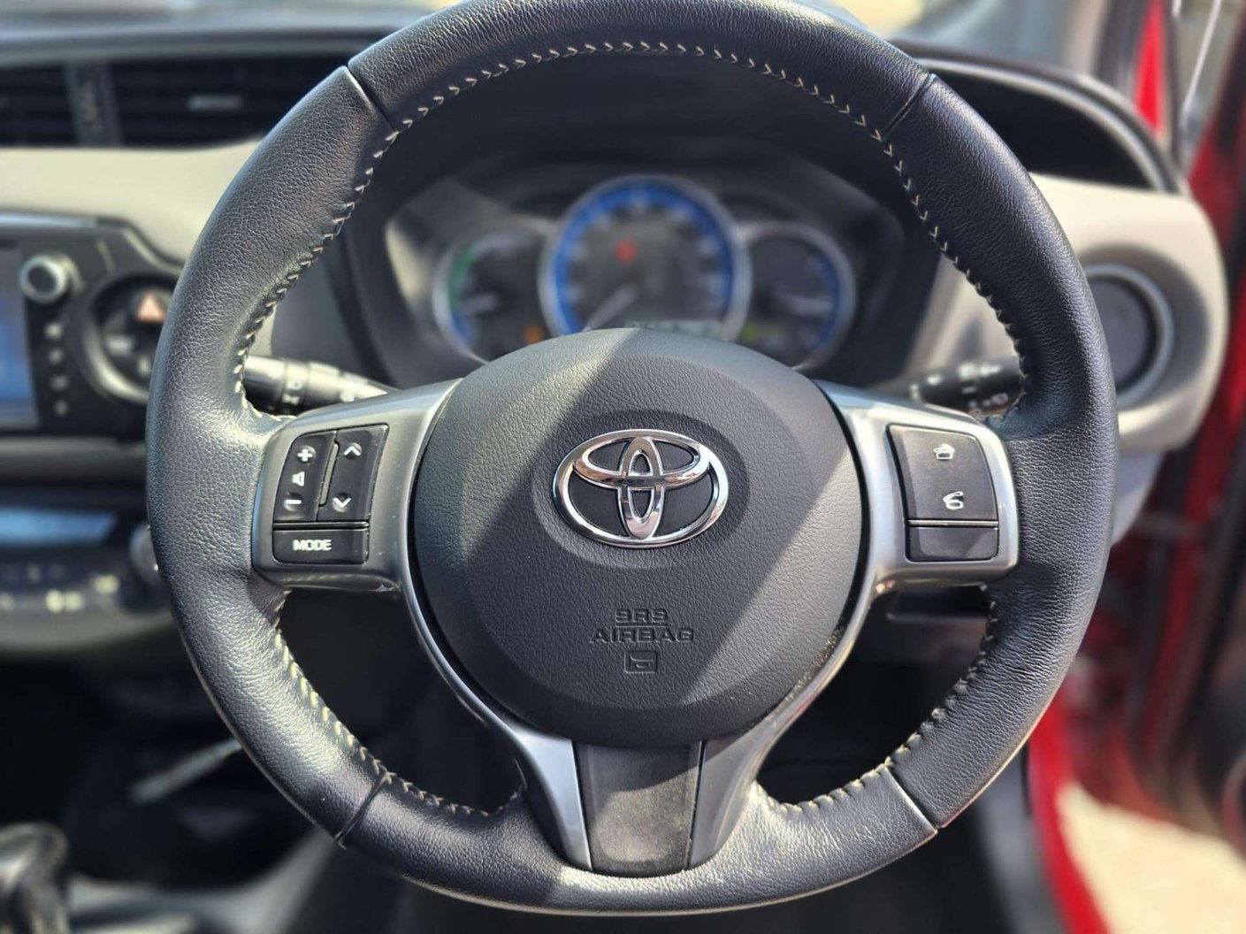 2015 Toyota Yaris 1.5 - Image 30
