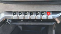 2024 Peugeot 3008 1.2 Hybrid GT SUV - Image 31