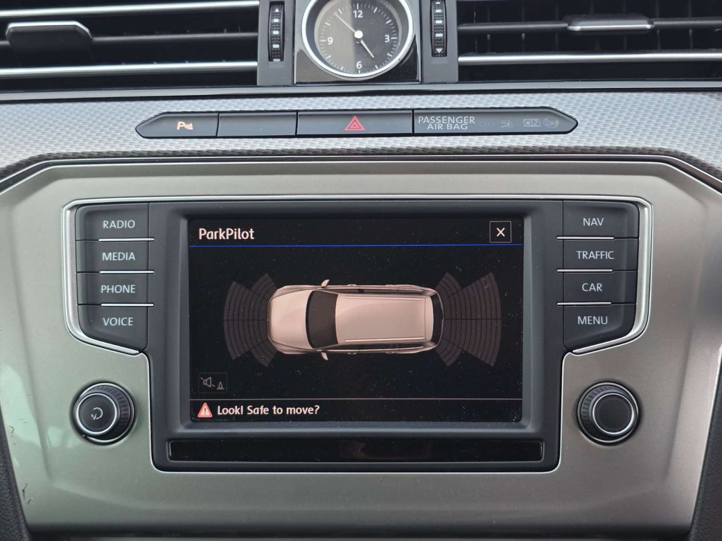 2017 Volkswagen Passat 2.0 - Image 20