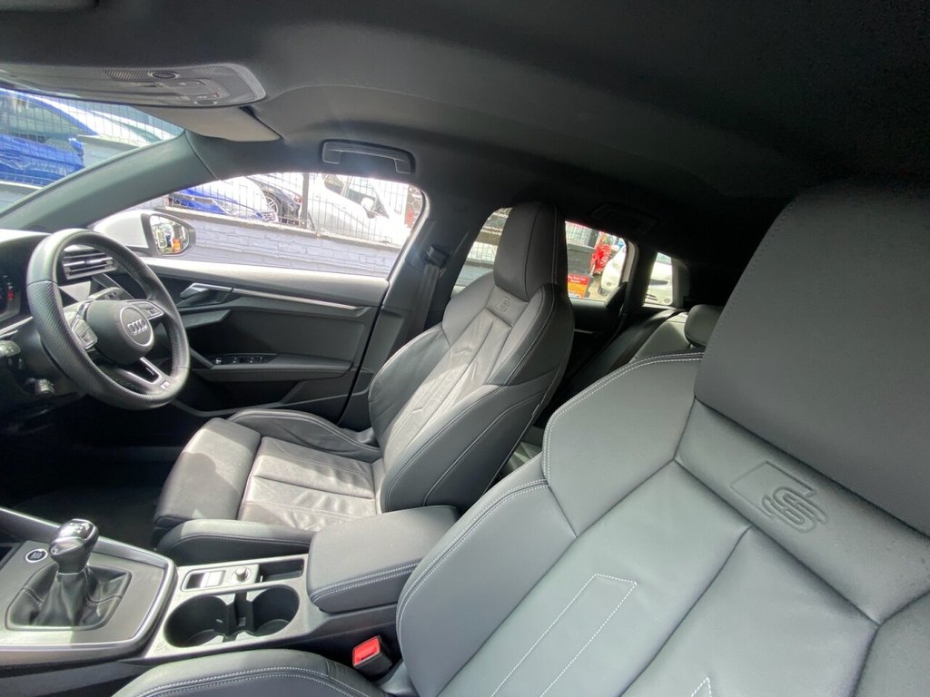 2024 Audi A4 2.0 S Line - Image 8