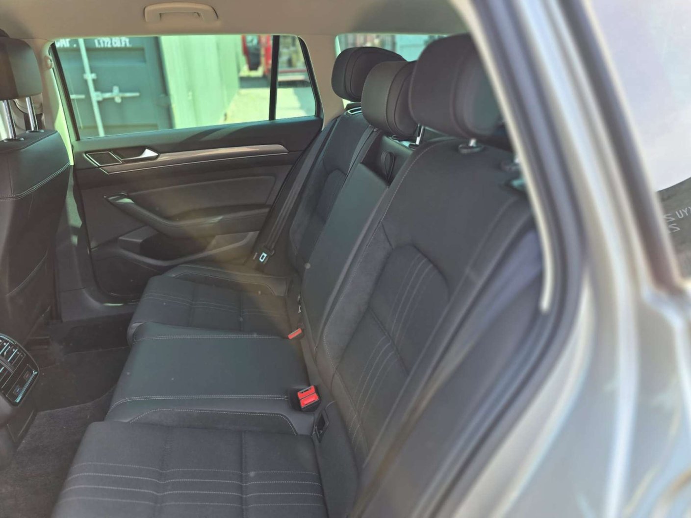 2017 Volkswagen Passat 2.0 - Image 8