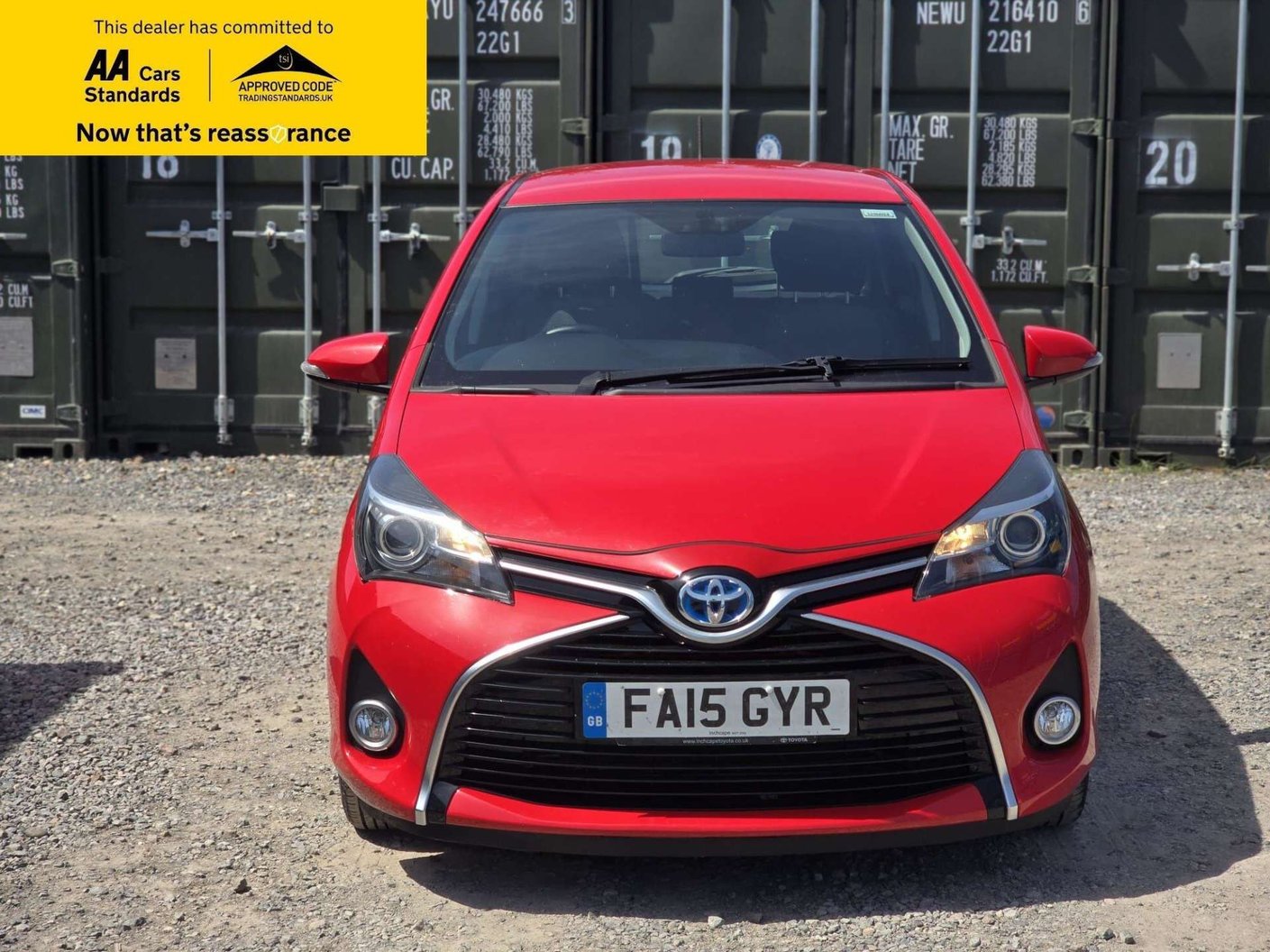 2015 Toyota Yaris 1.5 - Image 3