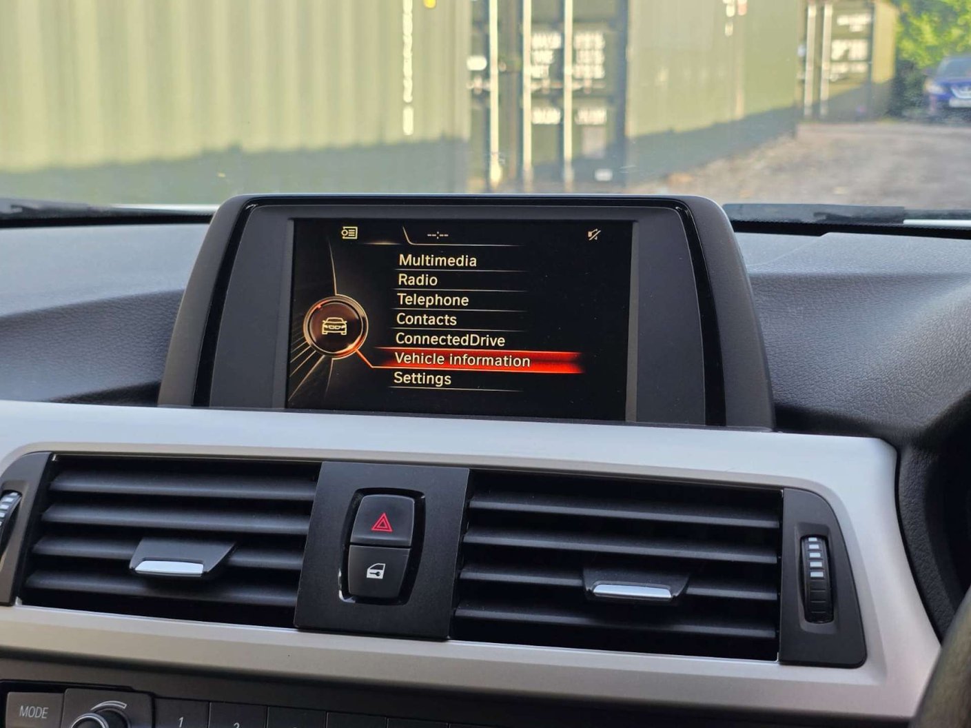 2015 BMW 3 Series 1.6 AMG Line - Image 22