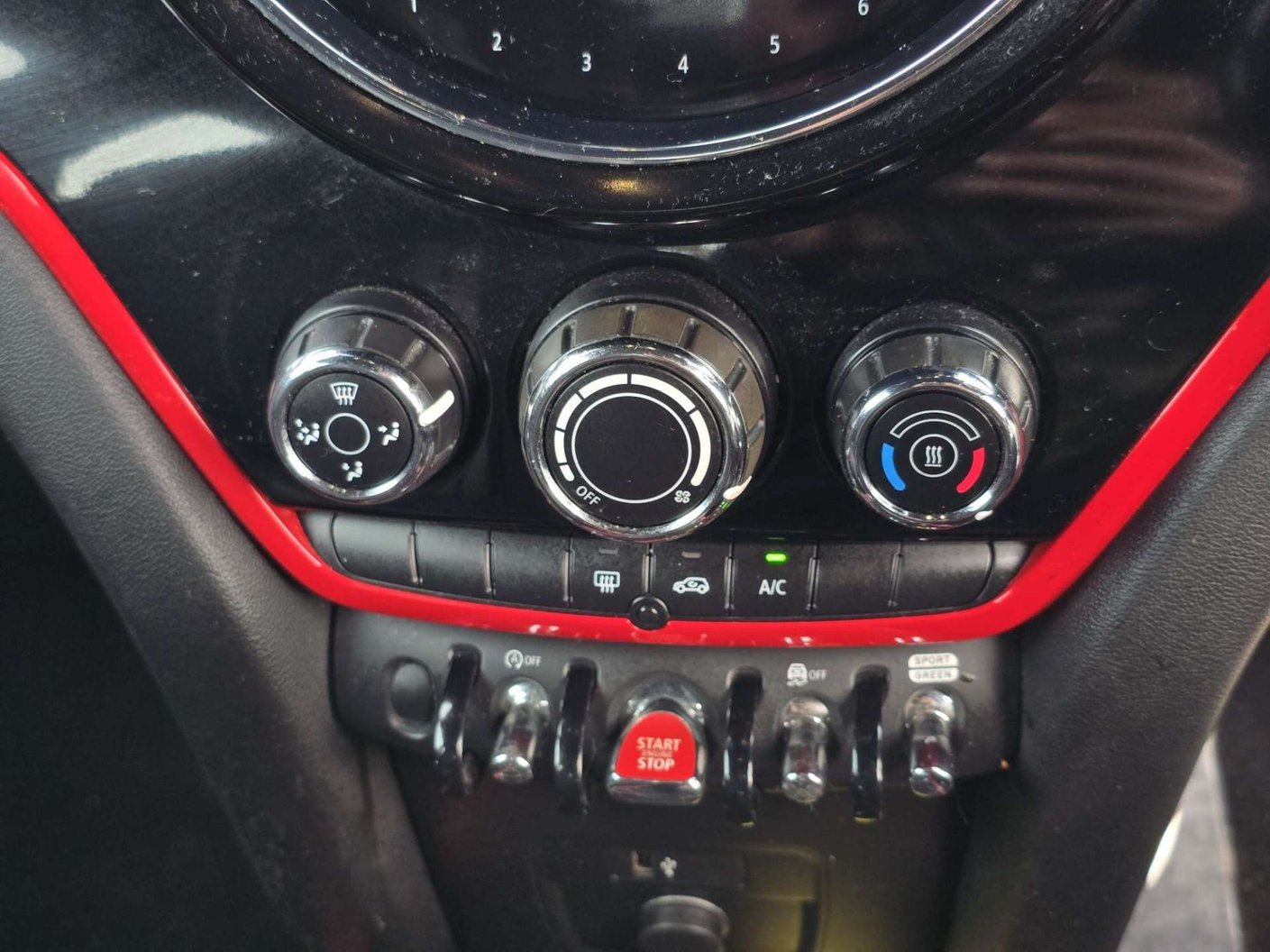 2020 Mini Countryman 2.0 - Image 30