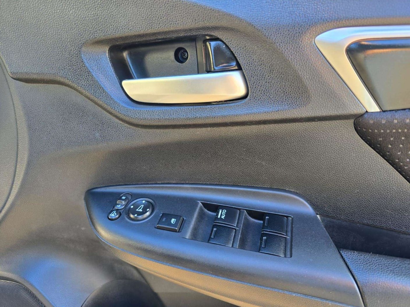 2014 Honda Jazz 1.5 Active - Image 34