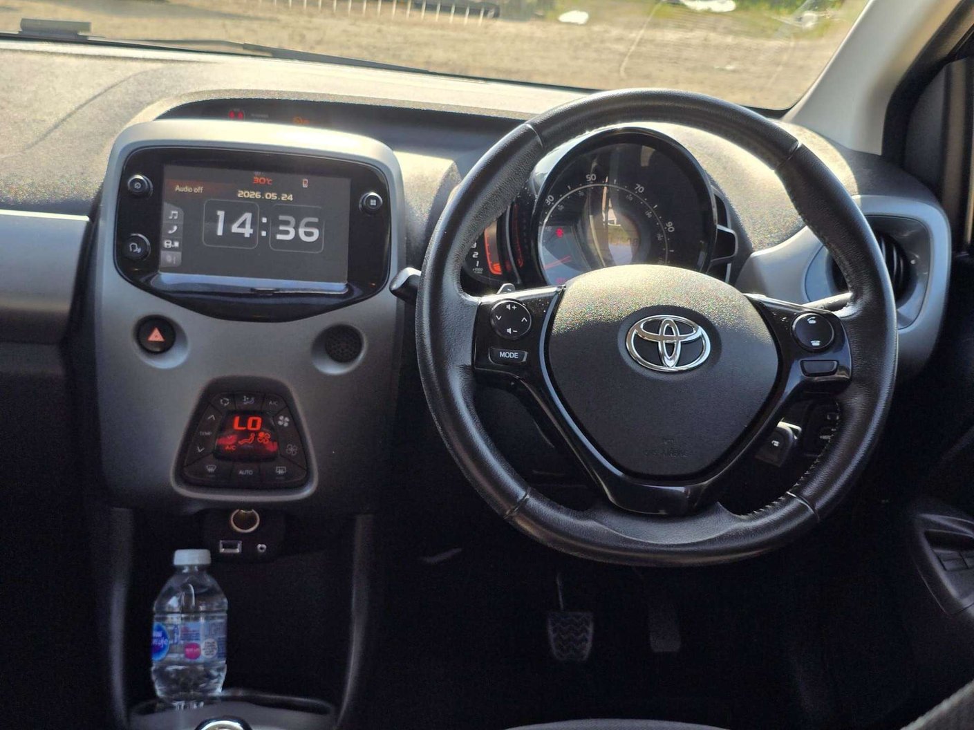 2019 Toyota Aygo 1.0 Play - Image 13