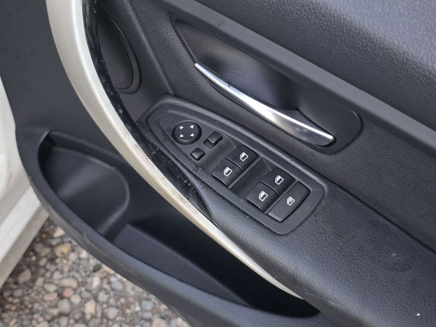2015 BMW 3 Series 1.6 AMG Line - Image 17