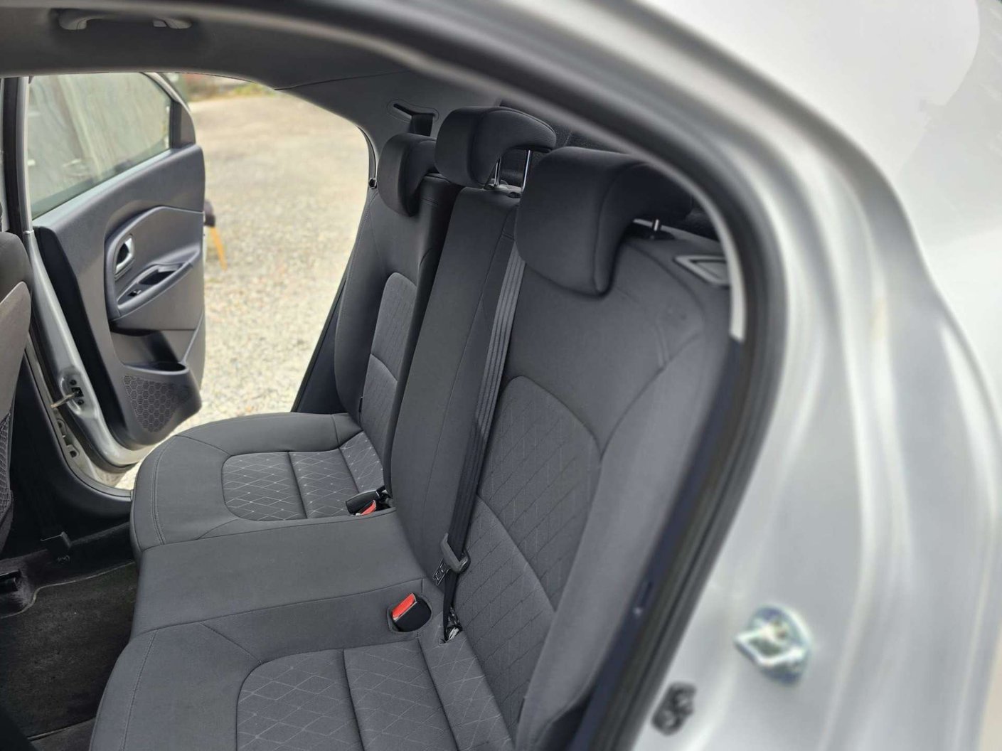 2016 Kia Rio 1.4 2 - Image 22