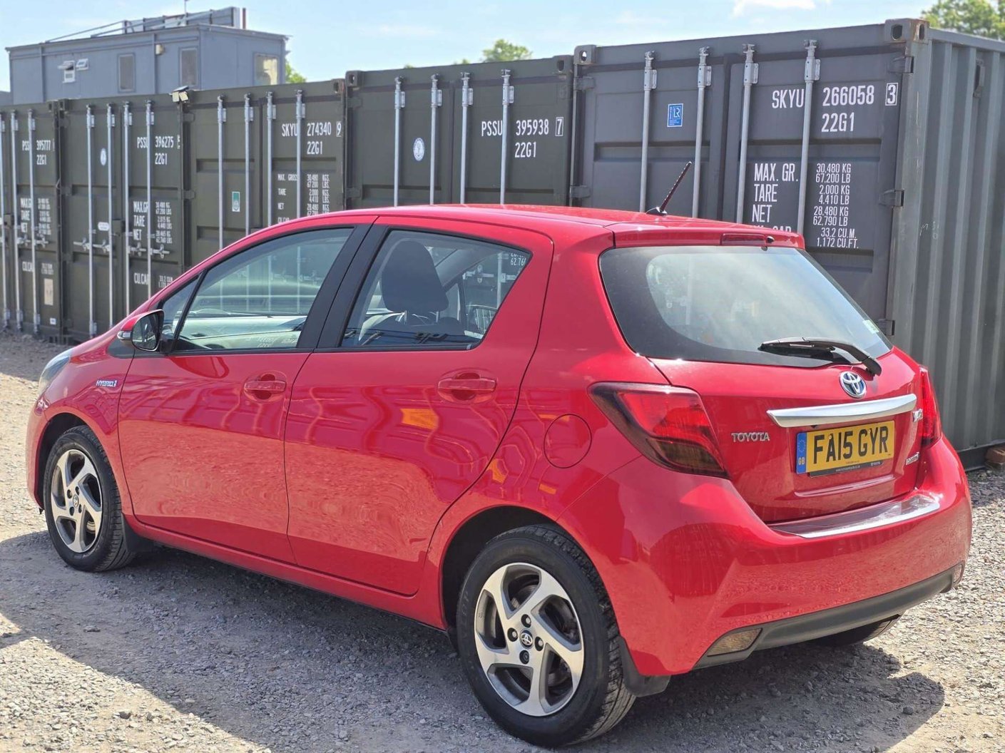 2015 Toyota Yaris 1.5 - Image 6