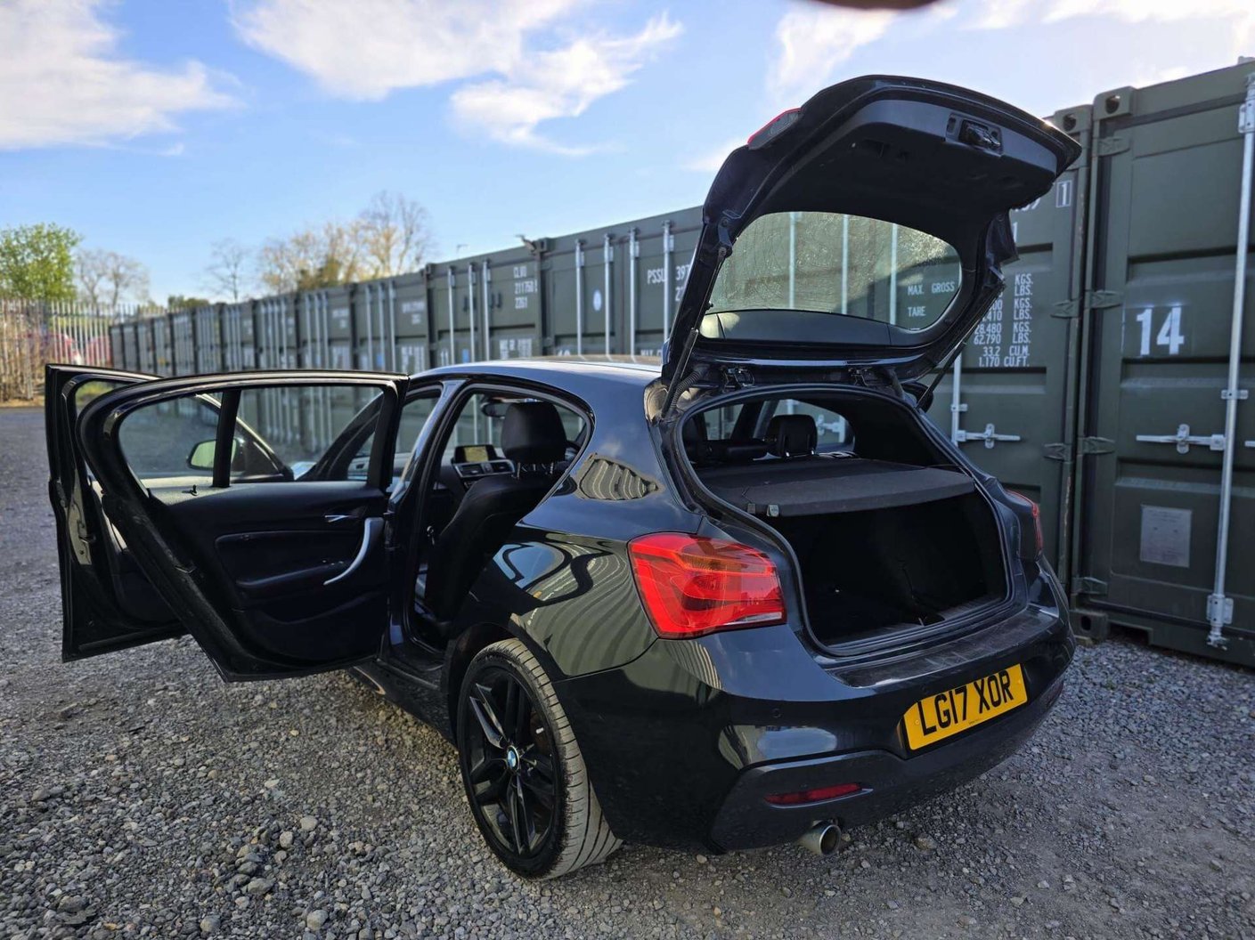 2017 BMW 1 Series - Image 11