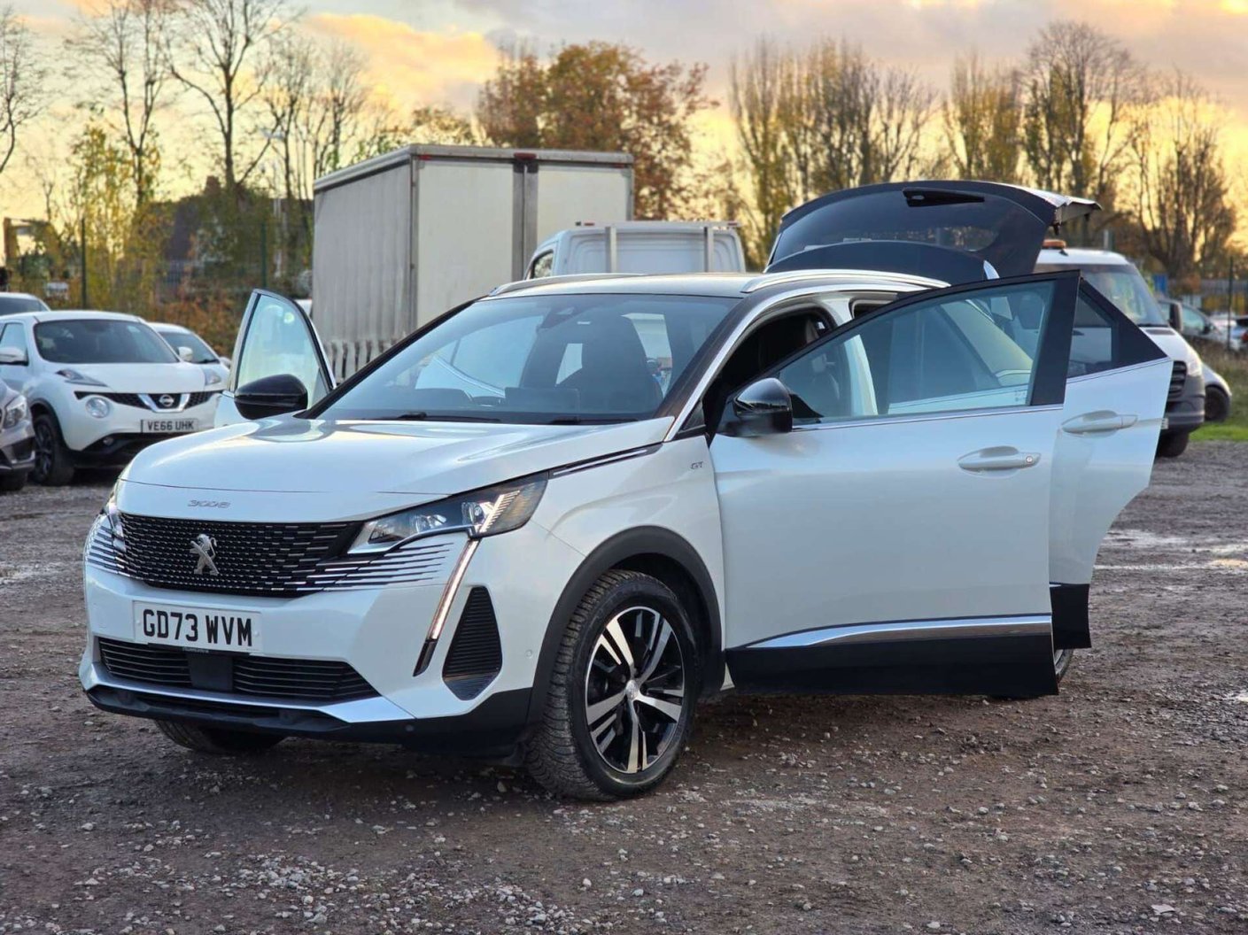2024 Peugeot 3008 1.2 Hybrid GT SUV - Image 10