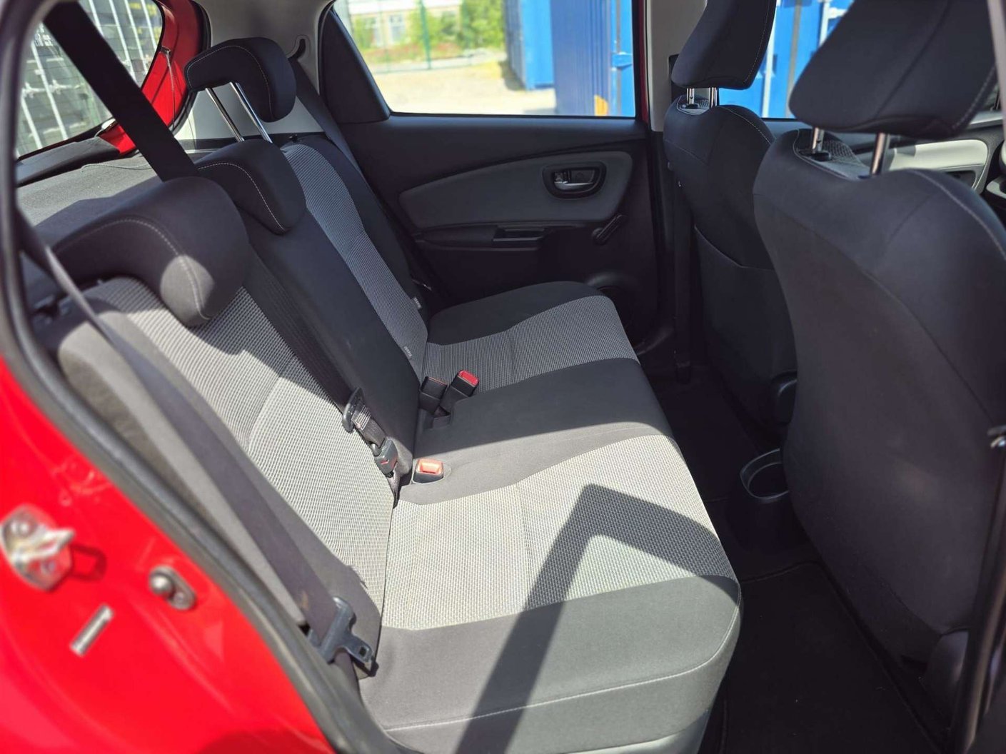 2015 Toyota Yaris 1.5 - Image 19