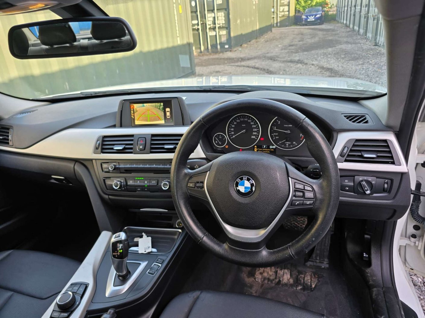2015 BMW 3 Series 1.6 AMG Line - Image 30