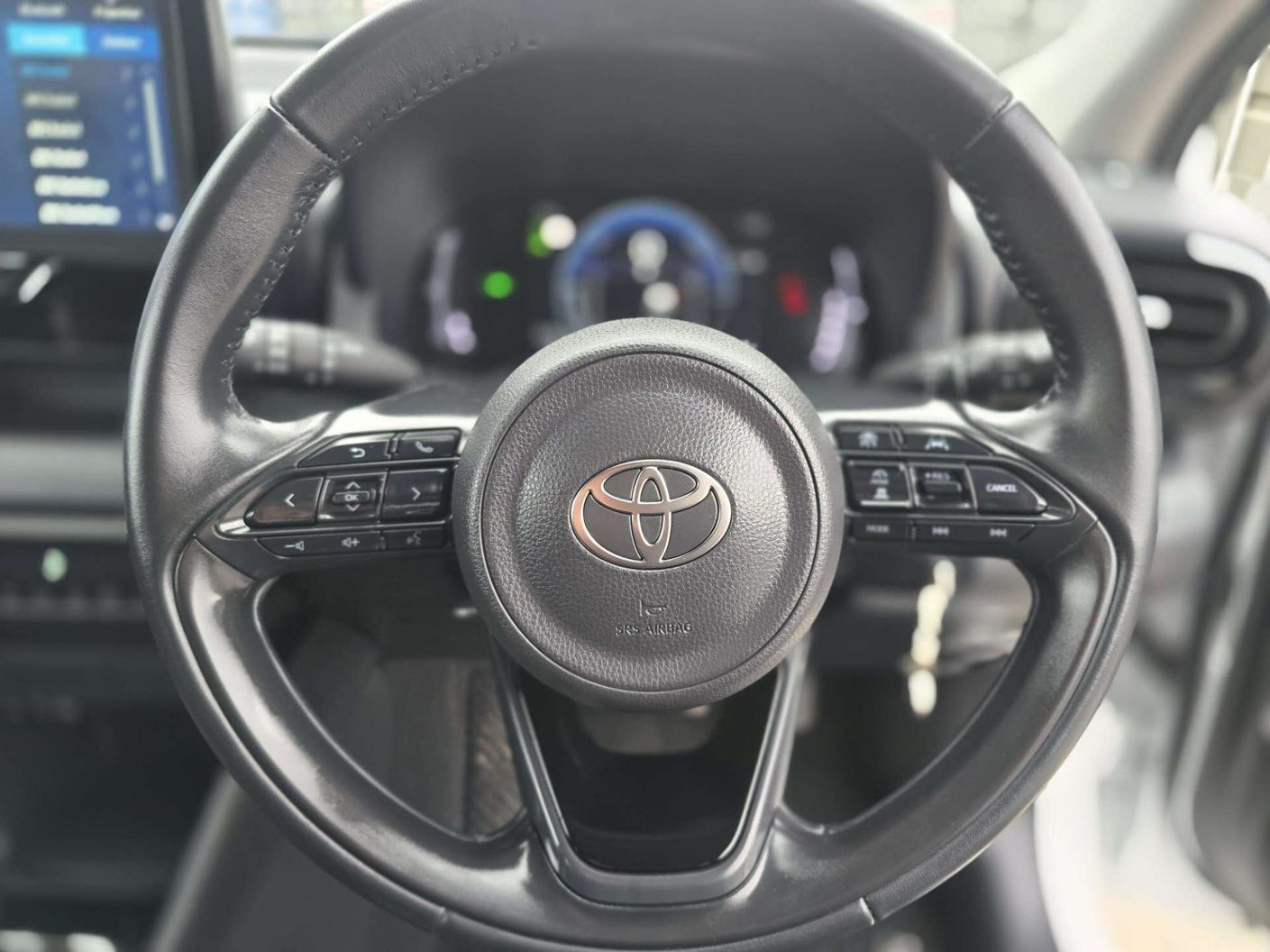 2024 Toyota Yaris 1.5 - Image 35