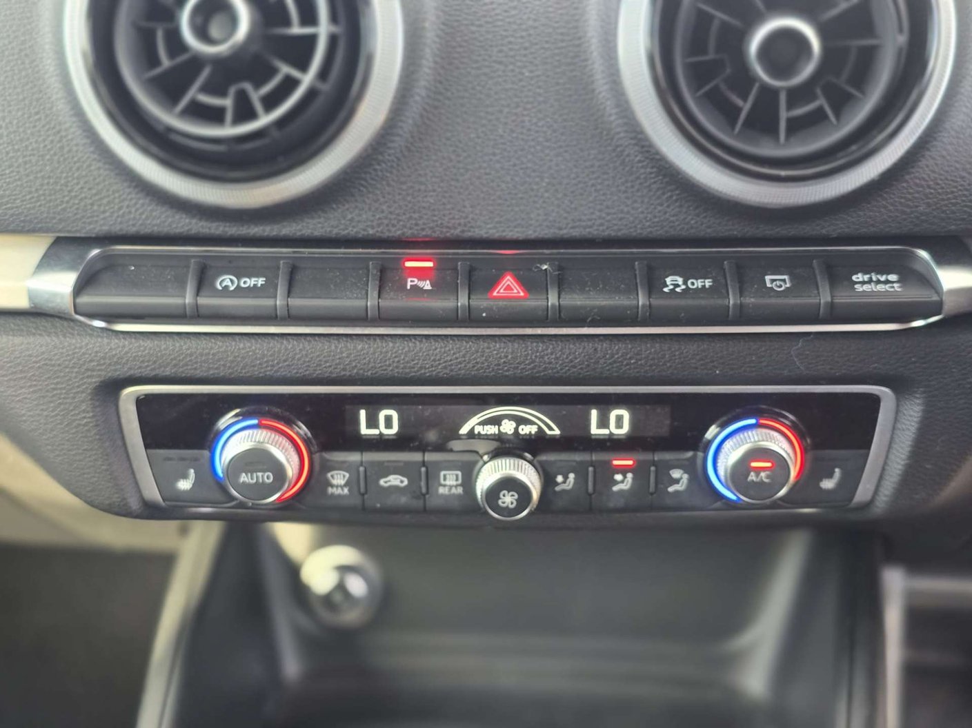 2017 Audi A3 1.6 - Image 16