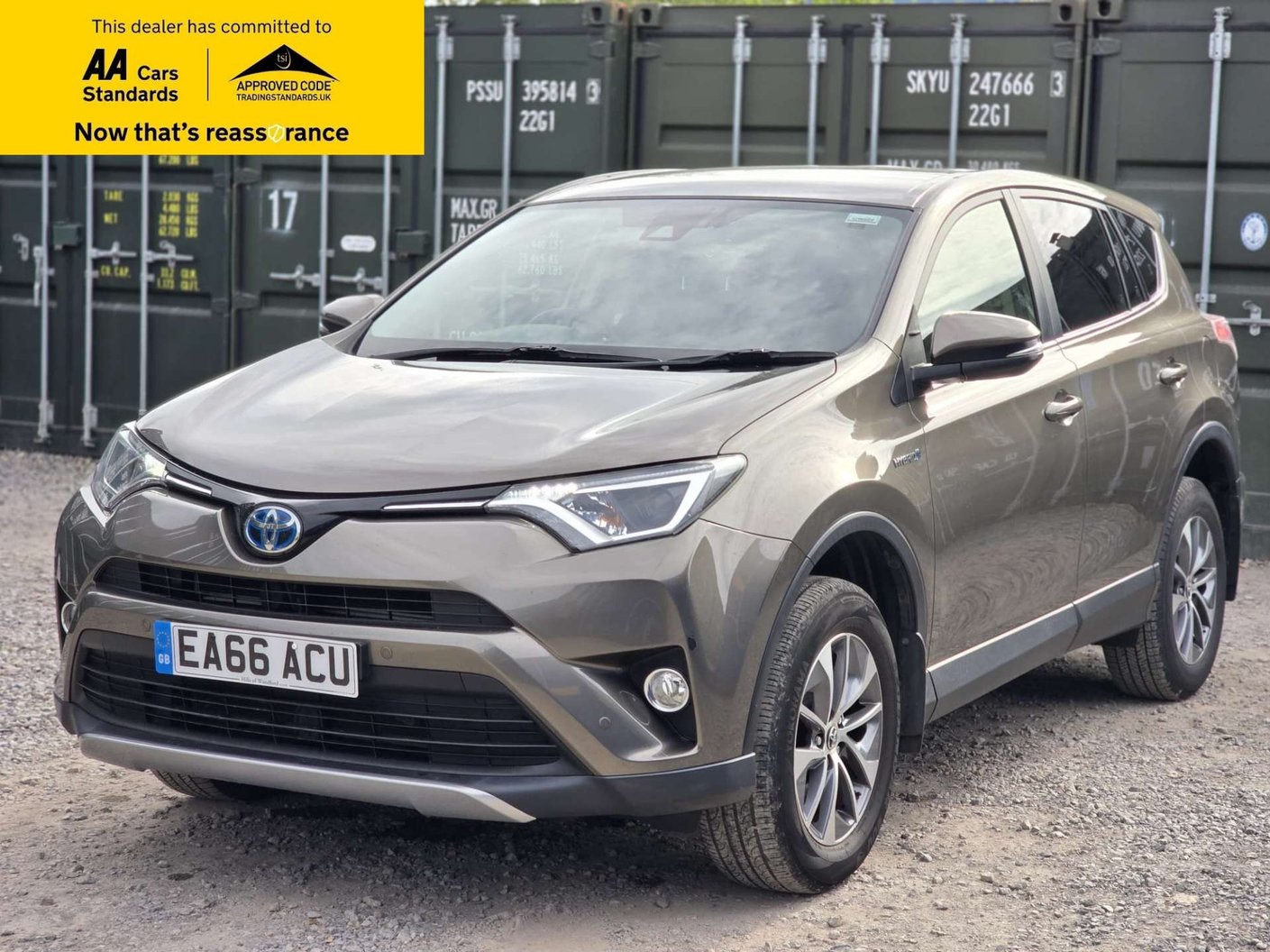 2016 Toyota RAV4 2.5 S line - Image 4