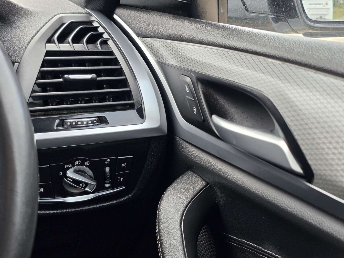 2019 BMW X3 2.0 R-Dynamic - Image 27