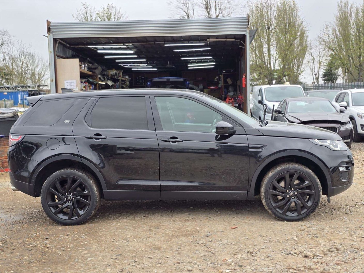 2018 Land Rover Discovery Sport - Image 8