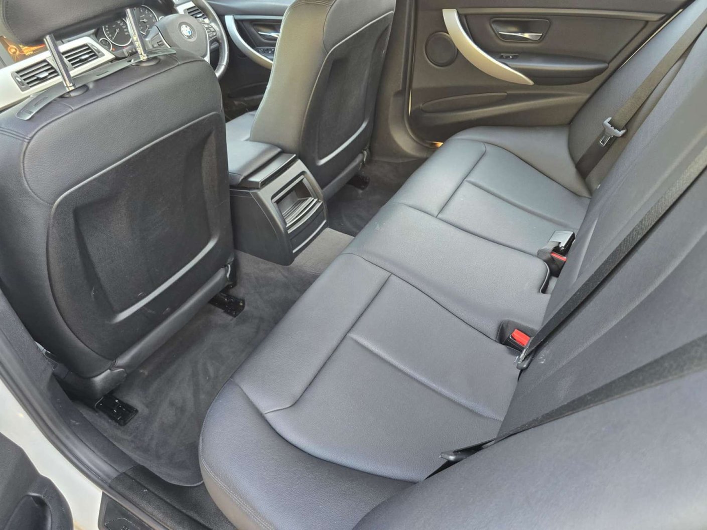 2015 BMW 3 Series 1.6 AMG Line - Image 16