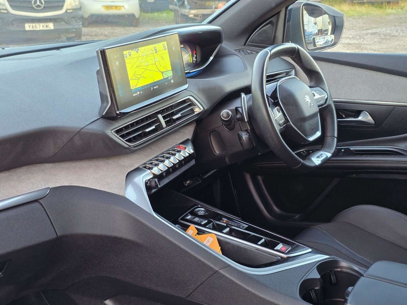 2024 Peugeot 3008 1.2 Hybrid GT SUV - Image 26
