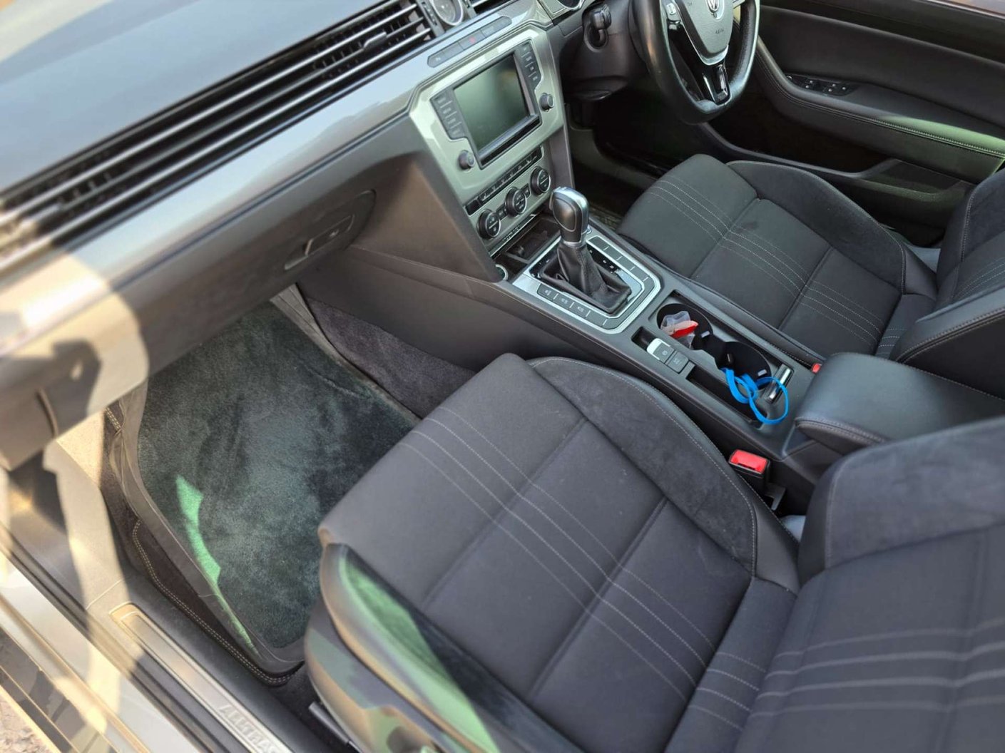 2017 Volkswagen Passat 2.0 - Image 11
