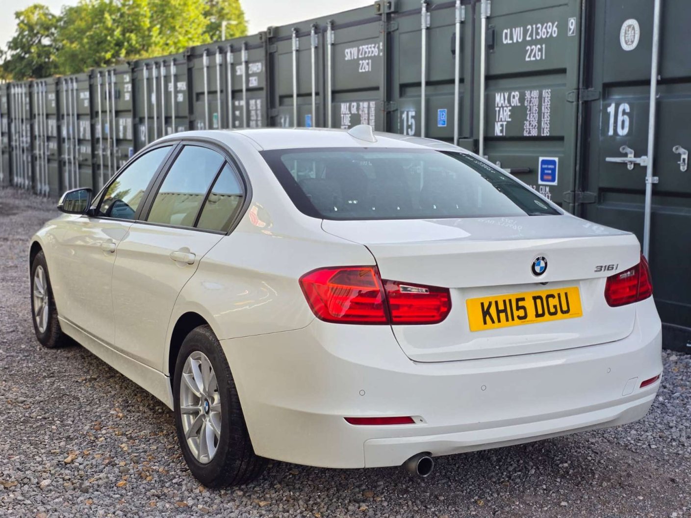 2015 BMW 3 Series 1.6 AMG Line - Image 12