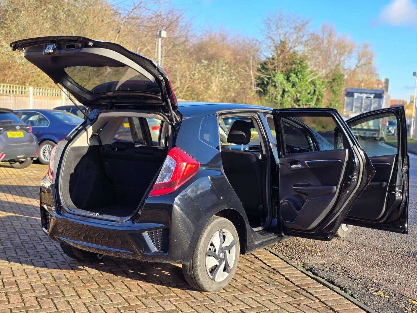 2014 Honda Jazz 1.5 SE - Image 21