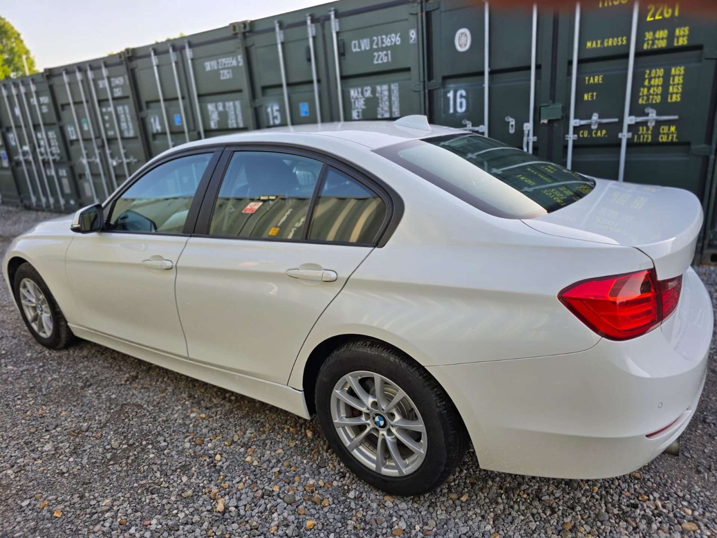 2015 BMW 3 Series 1.6 AMG Line - Image 6
