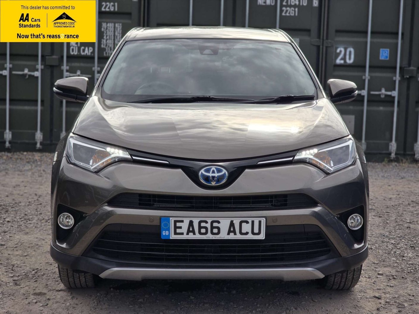 2016 Toyota RAV4 2.5 S line - Image 3