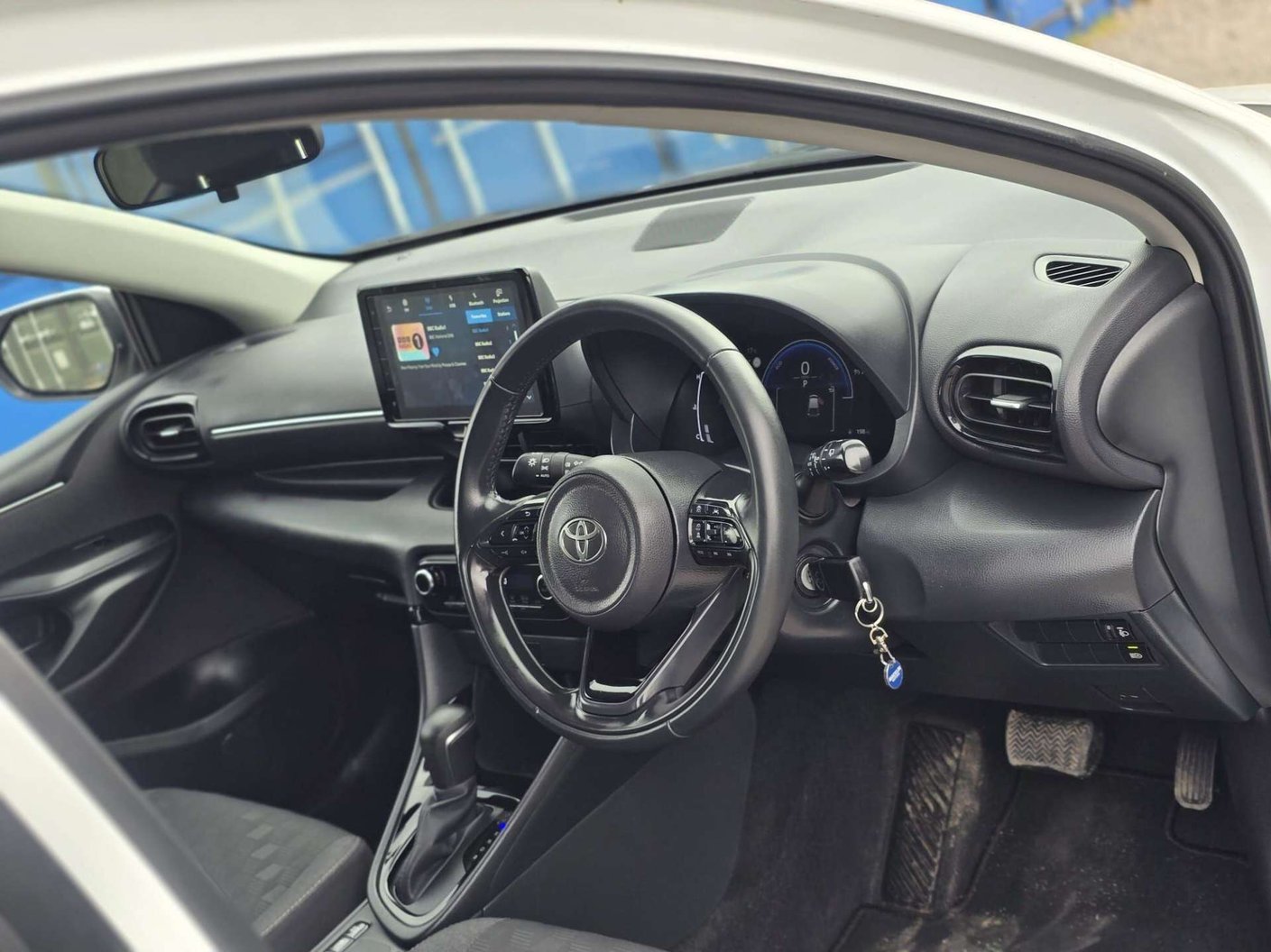 2024 Toyota Yaris 1.5 - Image 17