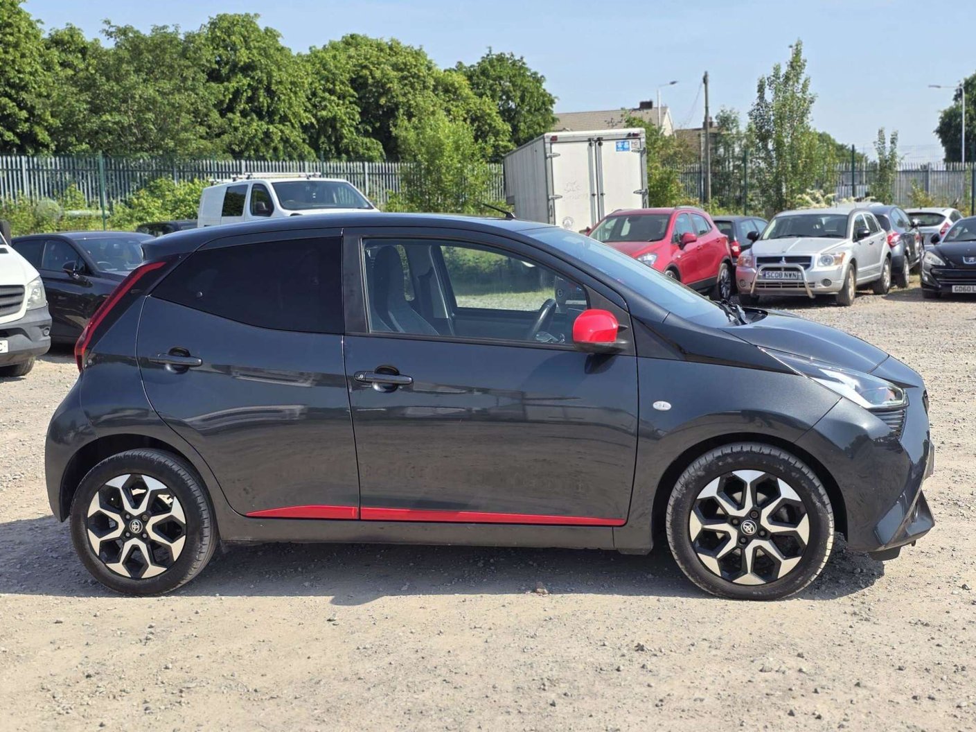 2019 Toyota Aygo 1.0 Play - Image 8