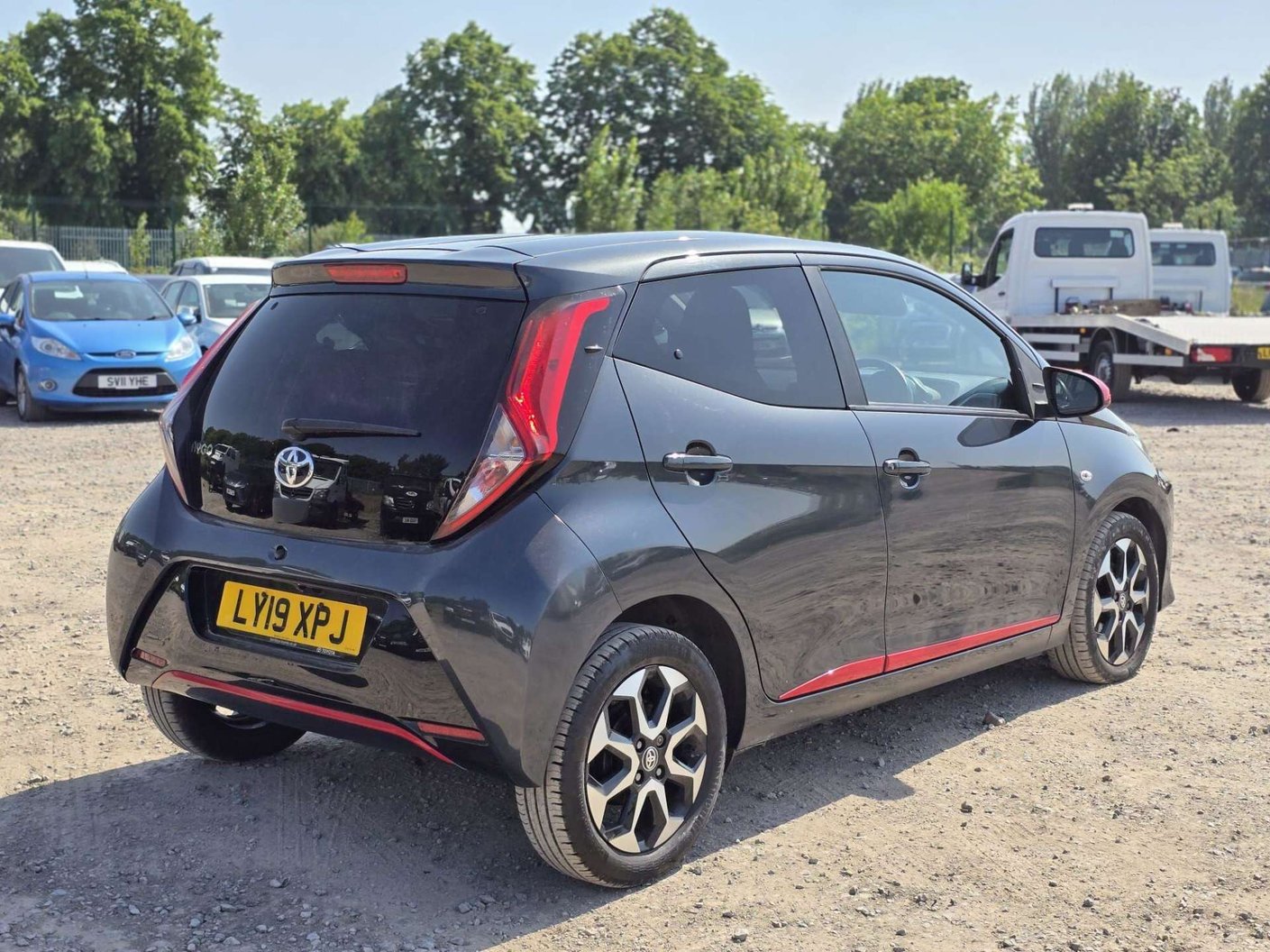 2019 Toyota Aygo 1.0 Play - Image 9