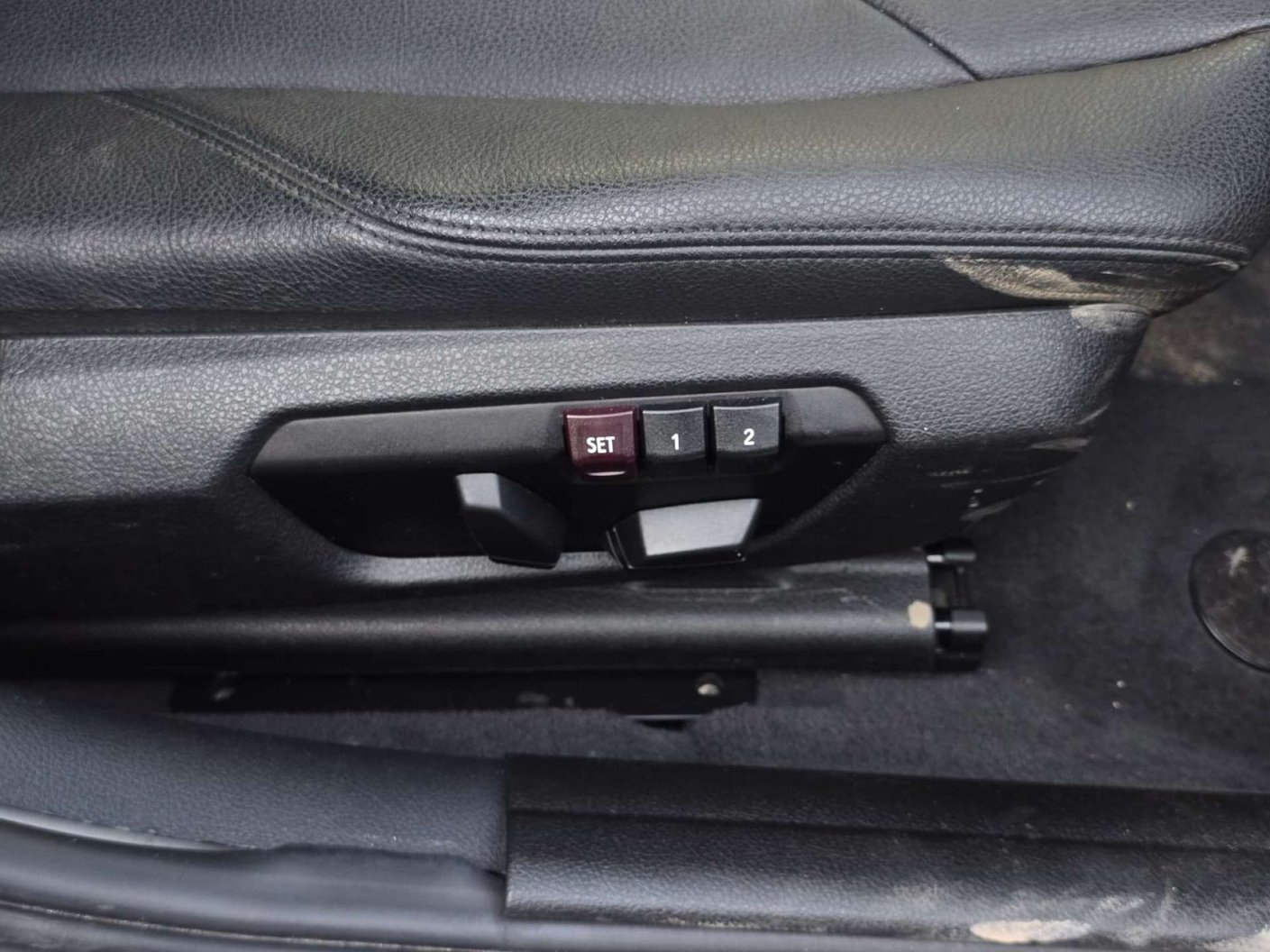 2015 BMW 3 Series 1.6 AMG Line - Image 18