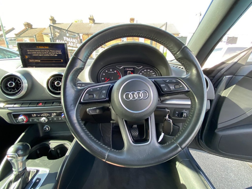 AUDI A3 CABRIOLET (2017) 1.5 TFSI CoD Sport - Image 19