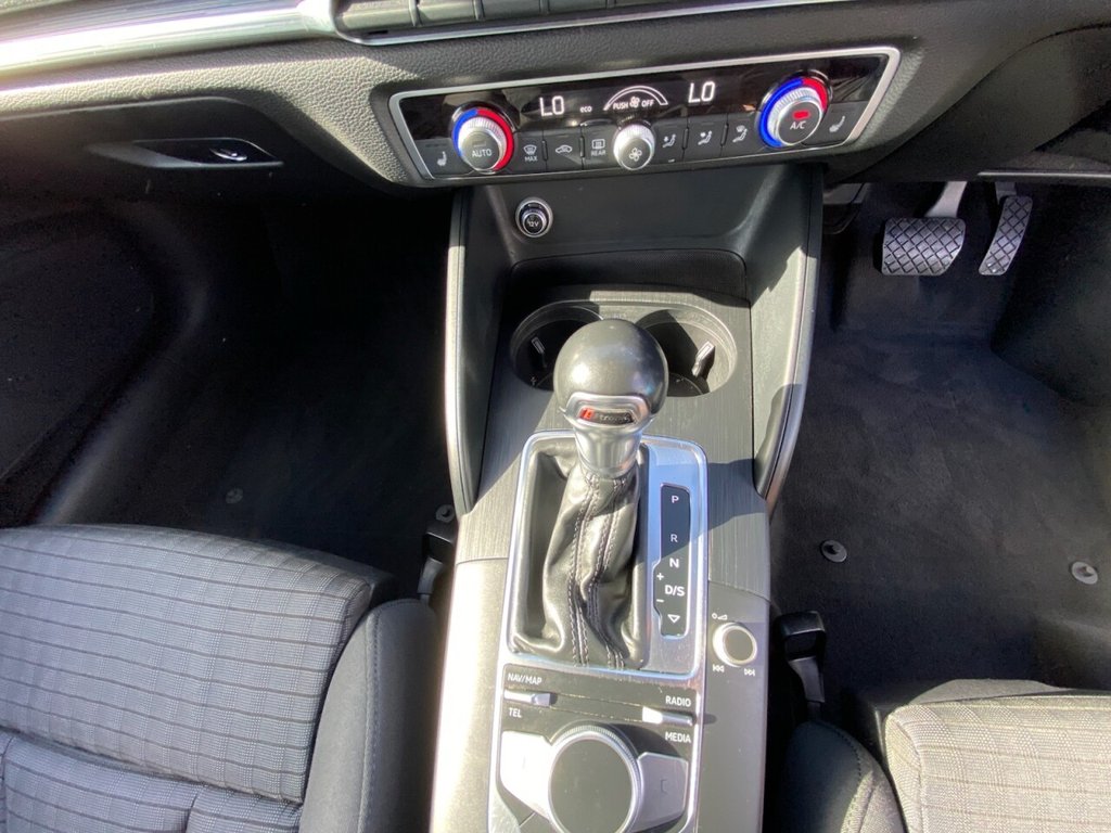 AUDI A3 CABRIOLET (2017) 1.5 TFSI CoD Sport - Image 21