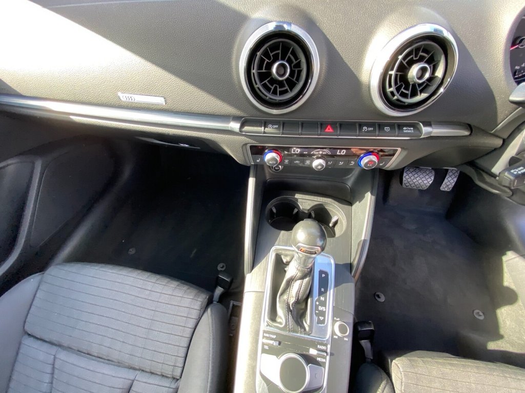 AUDI A3 CABRIOLET (2017) 1.5 TFSI CoD Sport - Image 22