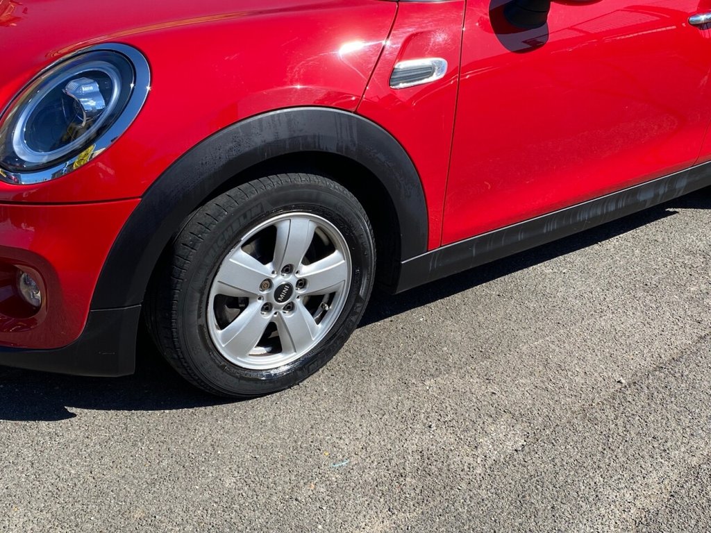 MINI HATCH (2018) 1.5 One GPF Hatchback 3dr Petrol Manual - Image 5
