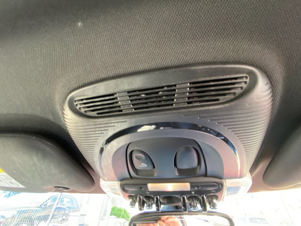 MINI HATCH (2018) 1.5 One GPF Hatchback 3dr Petrol Manual - Image 24