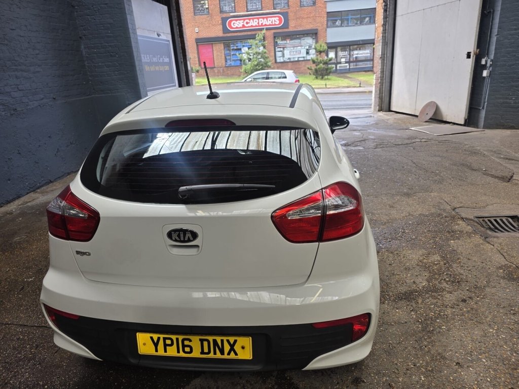 2016 KIA RIO 1.25 2 Hatchback - Image 5
