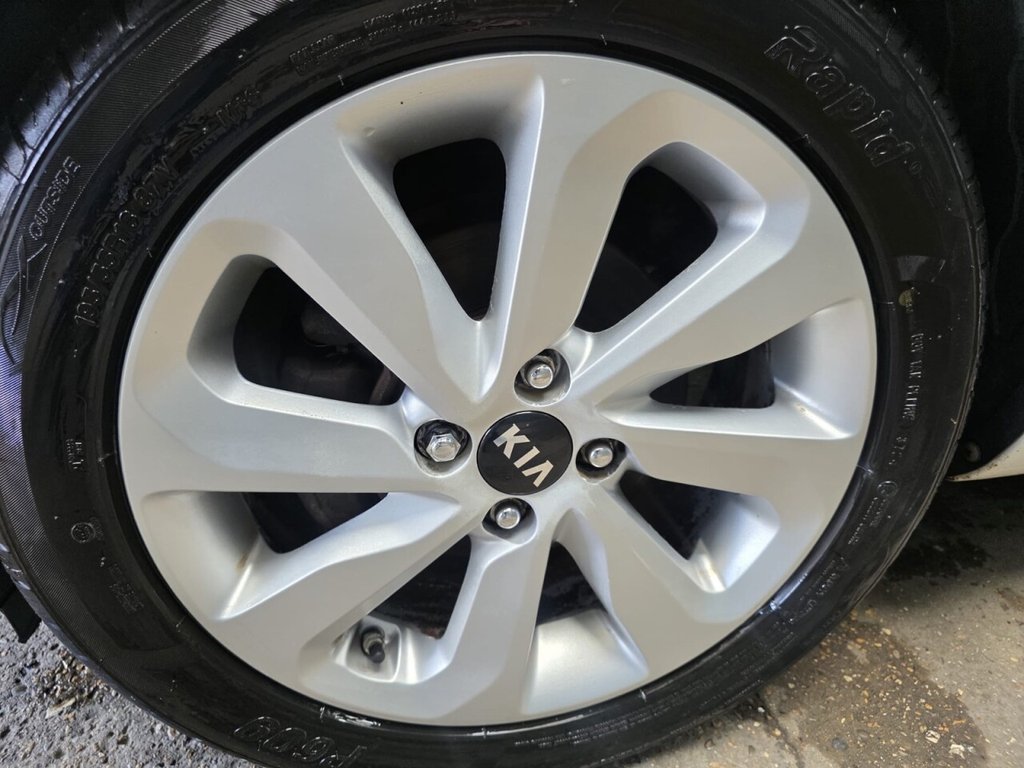 2016 KIA RIO 1.25 2 Hatchback - Image 21