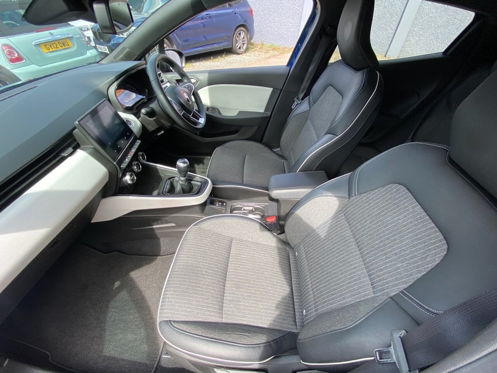 RENAULT CLIO (2023) 1.0 TCe Techno Hatchback - Image 7