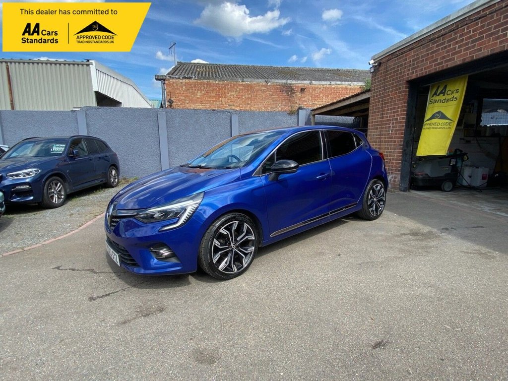 RENAULT CLIO (2023) 1.0 TCe Techno Hatchback - Image 4