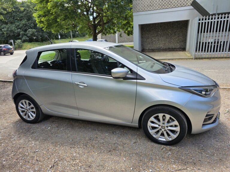 RENAULT ZOE (2021) R135 EV50 52kWh Iconic Hatchback