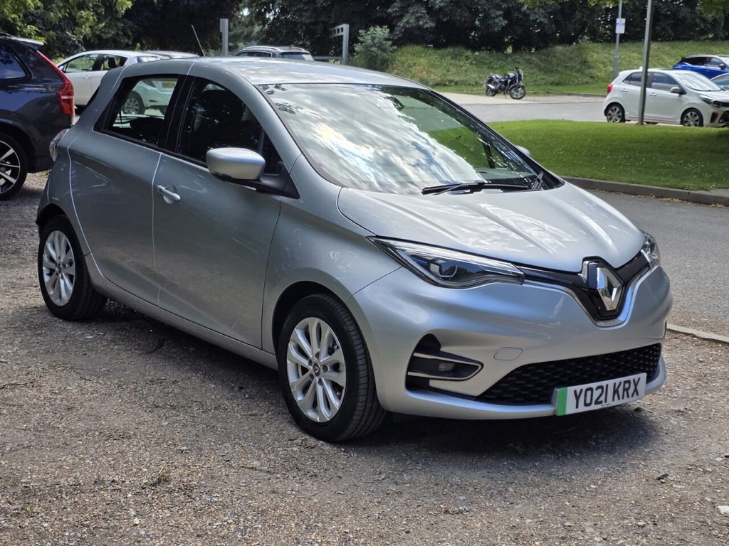 RENAULT ZOE (2021) R135 EV50 52kWh Iconic Hatchback - Image 3