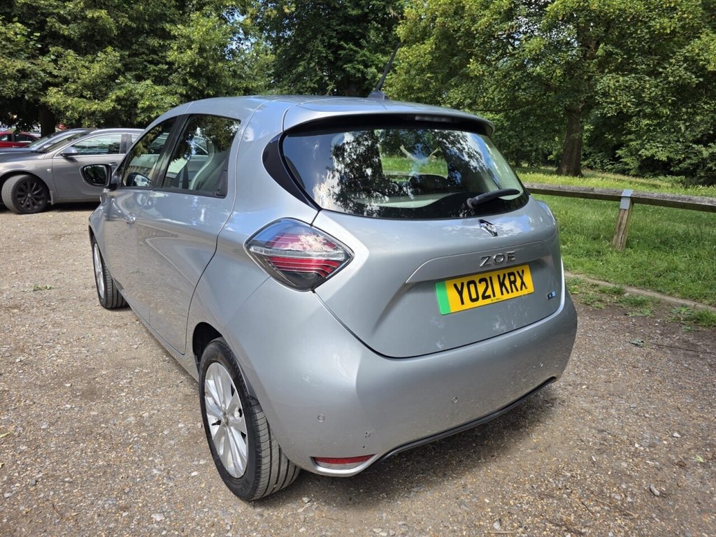 RENAULT ZOE (2021) R135 EV50 52kWh Iconic Hatchback - Image 10