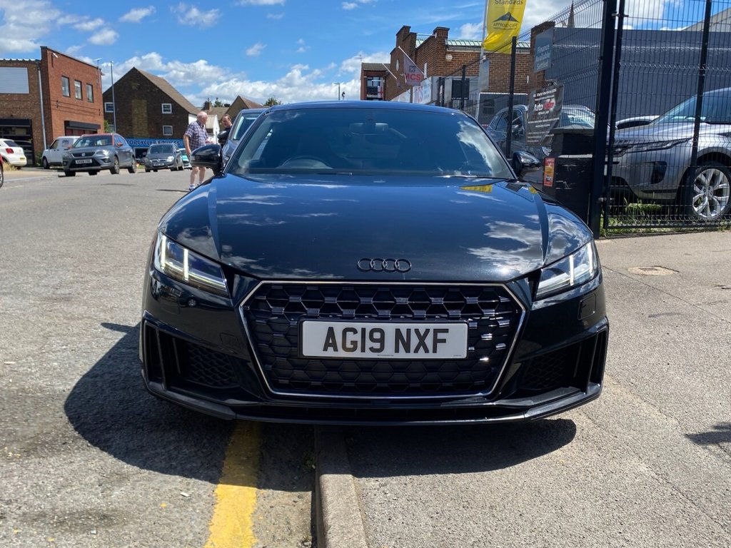 AUDI TT (2019) 2.0 TFSI 40 S line Coupe 3dr Petrol - Image 3