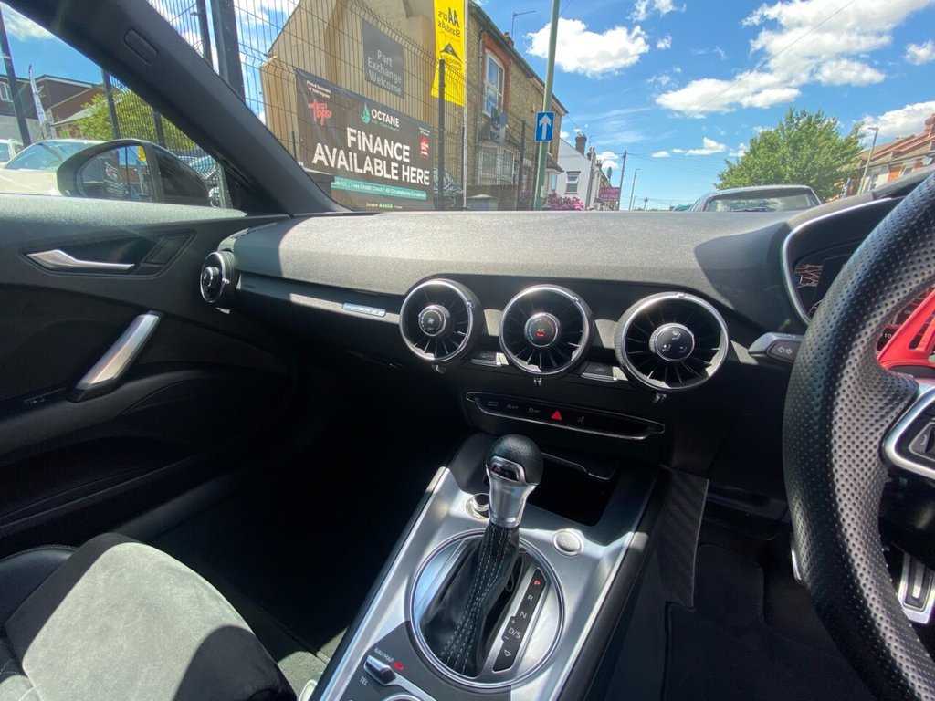 AUDI TT (2019) 2.0 TFSI 40 S line Coupe 3dr Petrol - Image 34